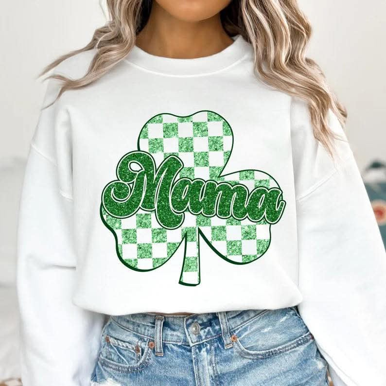 Mama Clover WHITE Sweatshirt